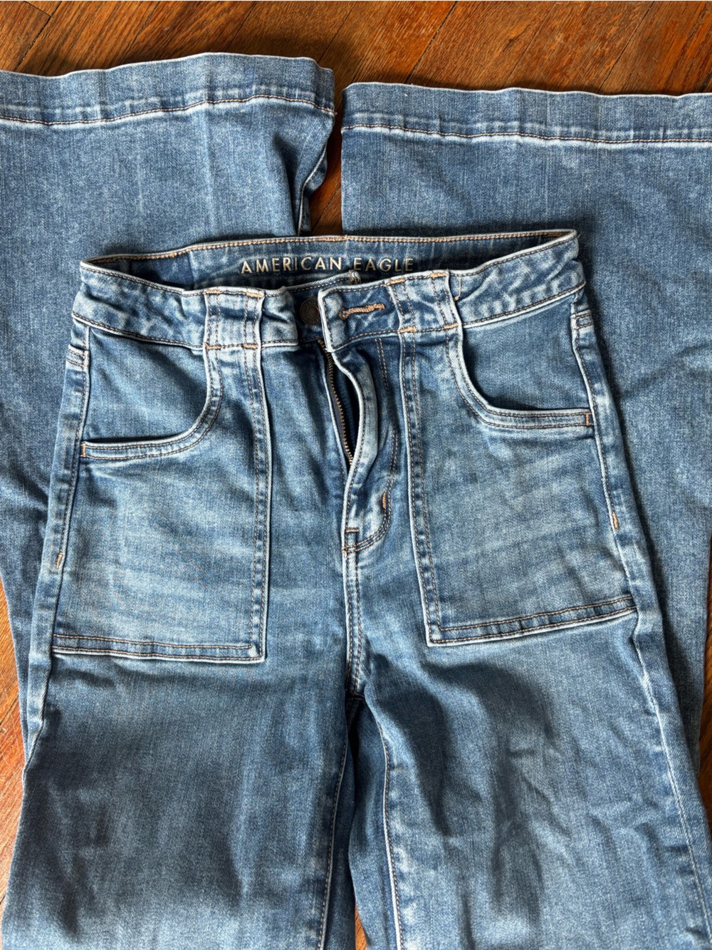 American Eagle Outfitters Light Blue Denim Jeans